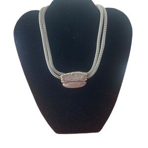 Elegant Silver Necklace with Pink Stone